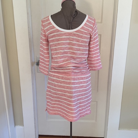 Three Dots medium‎ - Picture 3 of 5